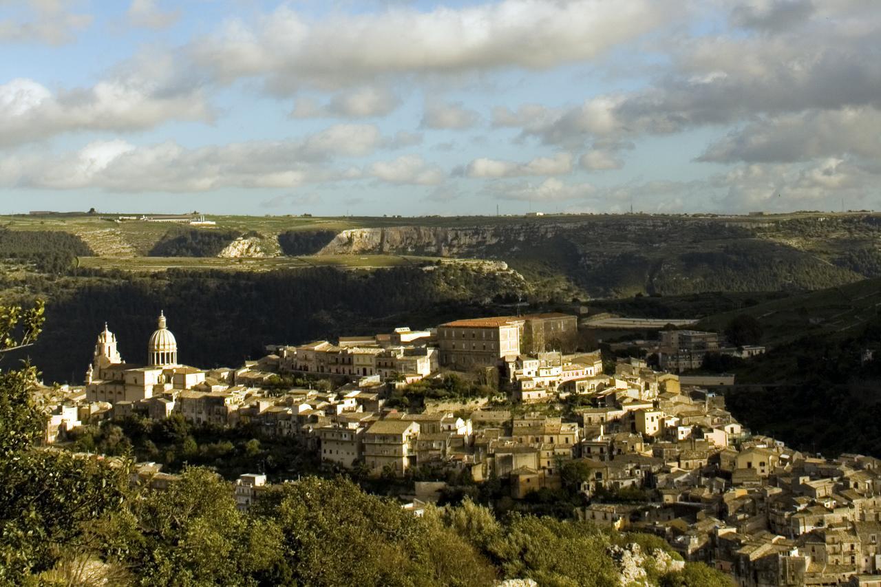 Giumbabulla Luxury House Bed & Breakfast Ragusa Eksteriør bilde